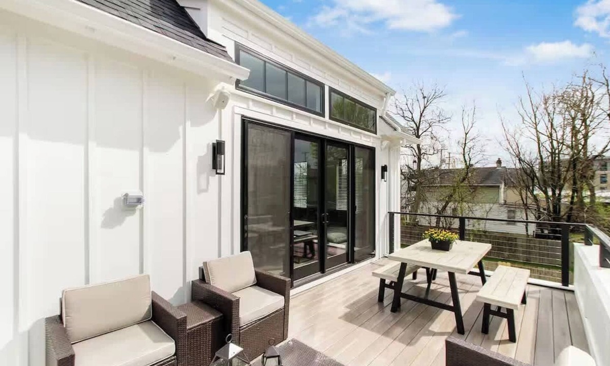 Italian Village House | Short North & Downtown & OSU | Near High Street | Free Parking | 5,800+ Reviews