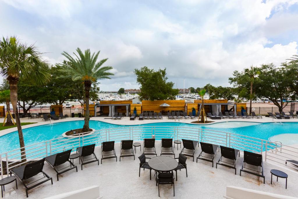 League City Resort | South Shore Harbour Resort and Conference Center