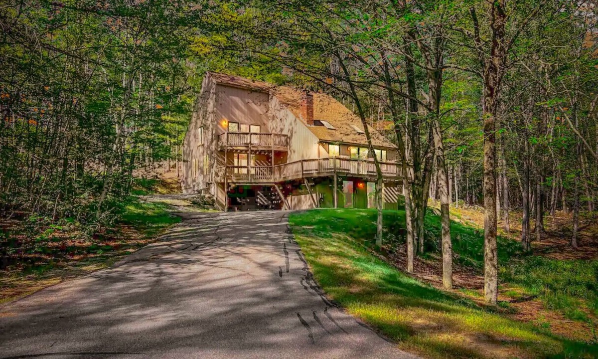 North Conway House | Spacious 5 Bedroom N. Conway Home | Best Location!