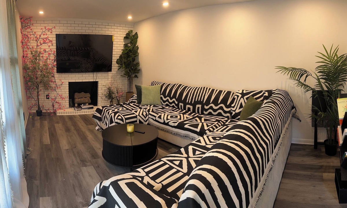 East Point House | Spacious Home Airport 10 Min