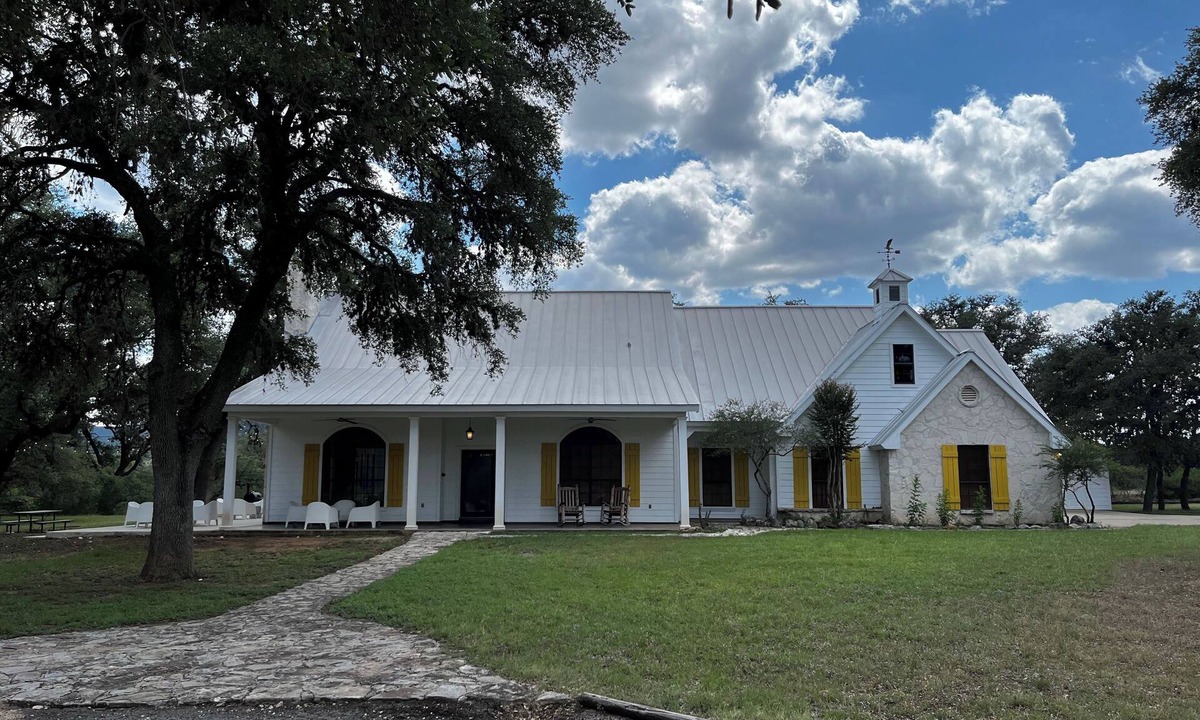 Rio Frio House | Spacious Luxury house on 60 acres with Frio River Access, Near Garner State Park