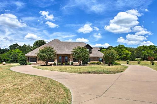Lindale House | Spacious Stallion Lake Ranch Home w/Patio