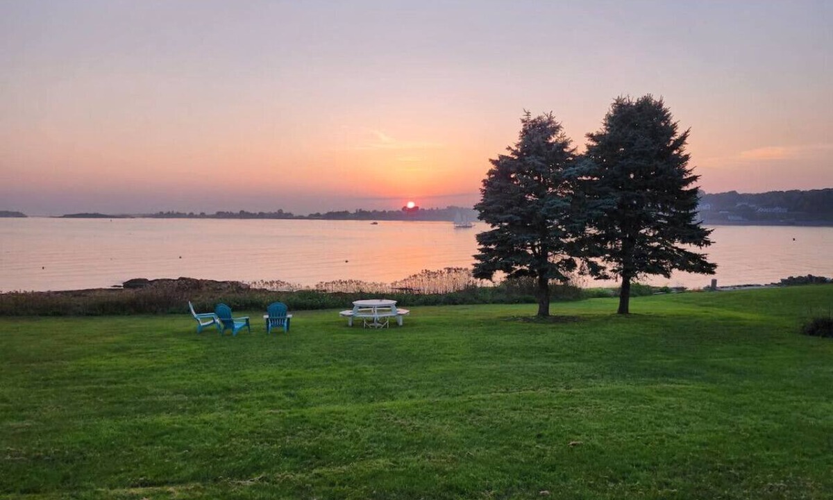 Mid-Coast and Islands Apartment | Sunset Hideaway on Bailey Island
