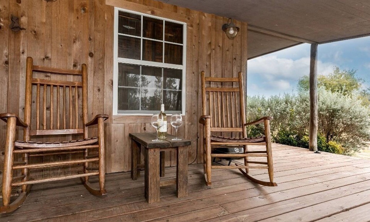 Fredericksburg Cabin | The Shed | Luxurious Country Accommodation