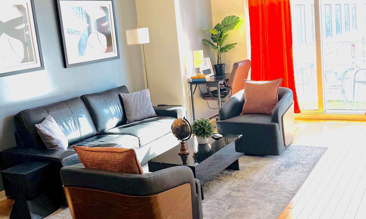 Midtown Apartment | The Urban Oasis in Midtown