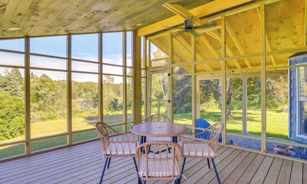 Steuben House | Tranquility by the Bay!
