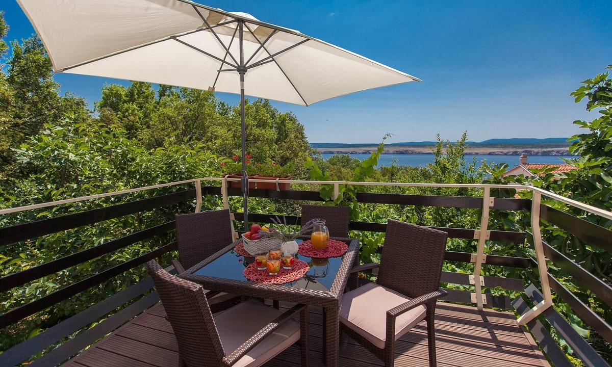 Jadranovo Apartment | Two bedroom apartment with terrace and sea view Jadranovo (Crikvenica) (A-2377-c)