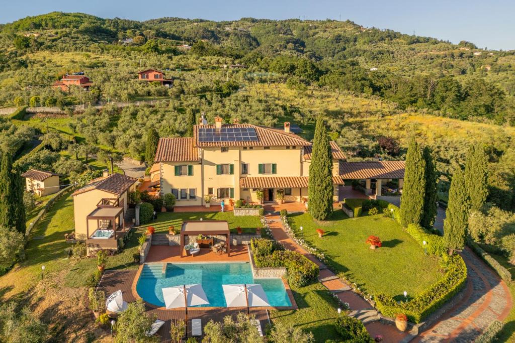 Massa e Cozzile Villa | Villa Alessia, Pool by Geco Vacation Rentals
