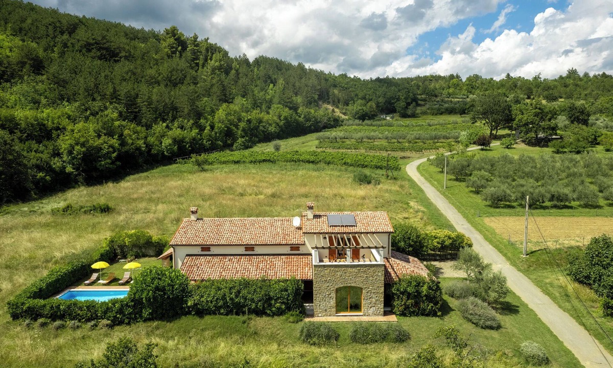 Buzet Villa | Villa Dol- a Traditional Istrian house with swimming pool, jacuzzi and sauna