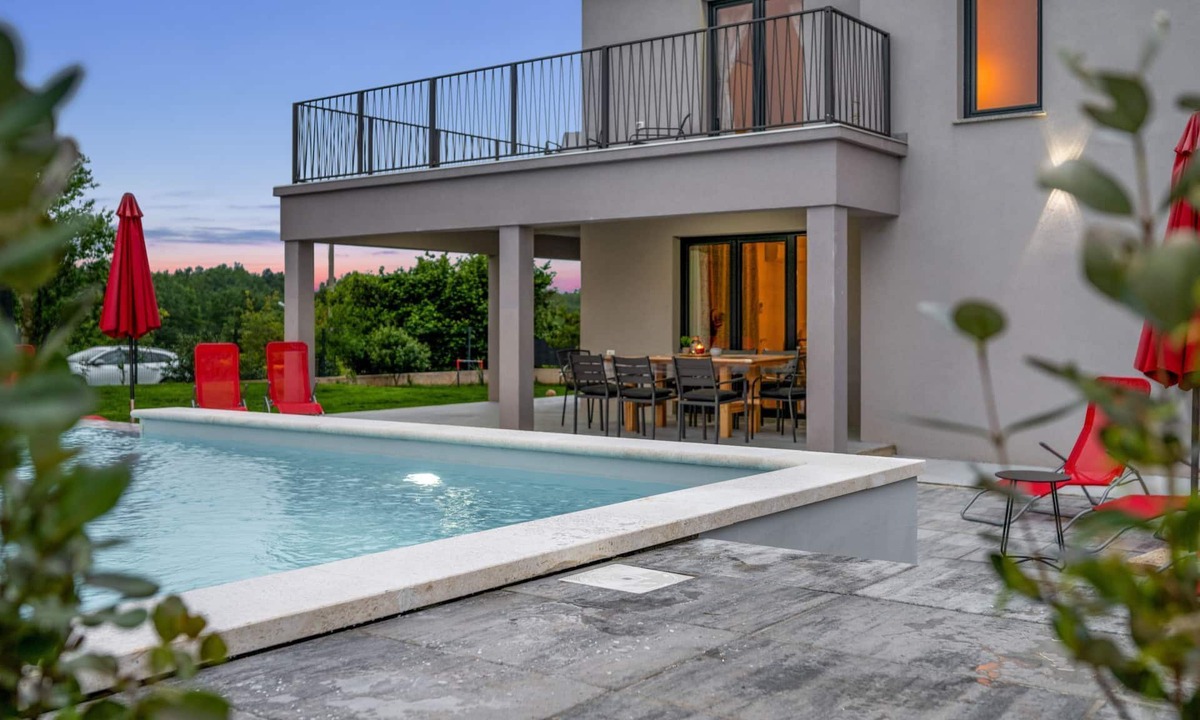 Snasici House | Villa Family Love mit Garten und Spielplatz by Interhome