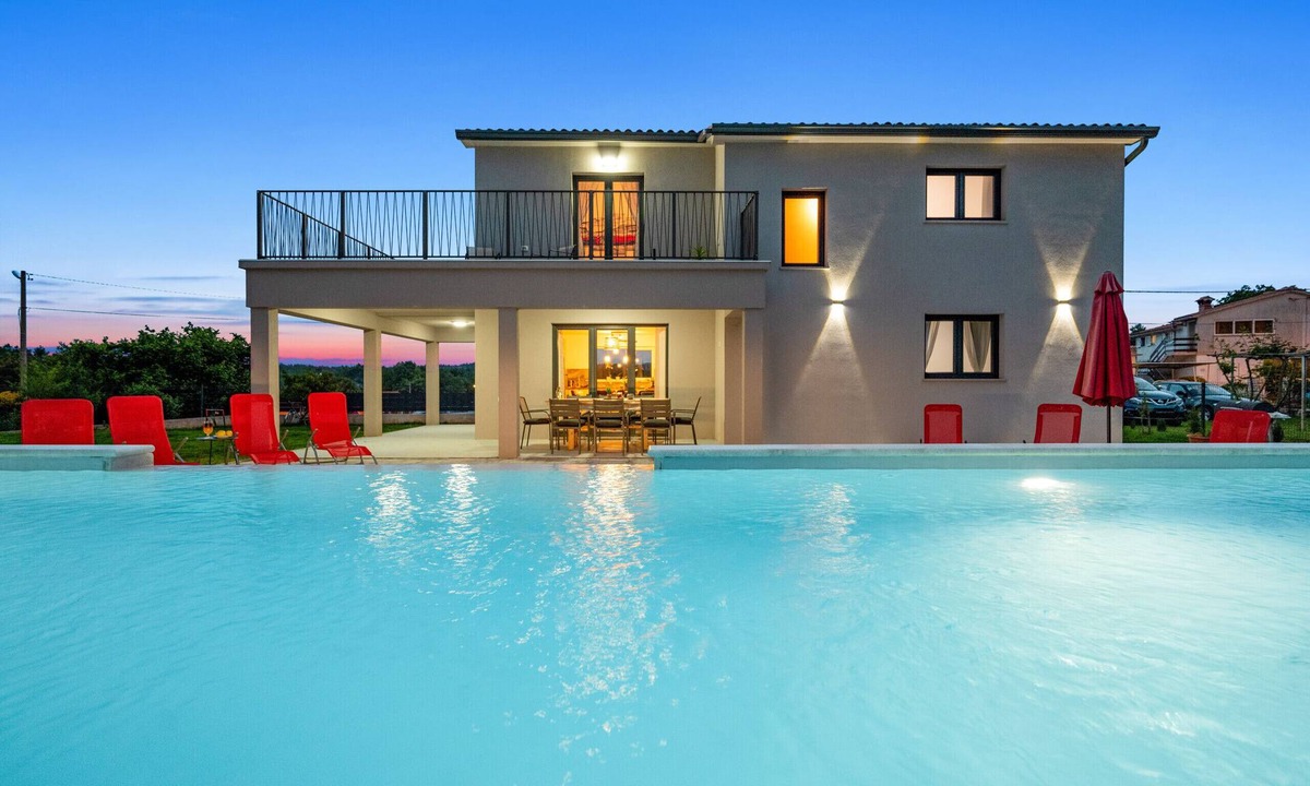 Snasici Villa | Villa Family Love mit Pool With Waterfall by 22Estates