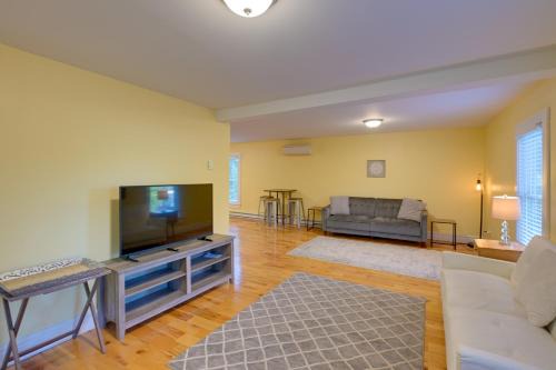Sorrento Apartment | Walk to Sorrento Town Dock: Pet-Friendly Apartment