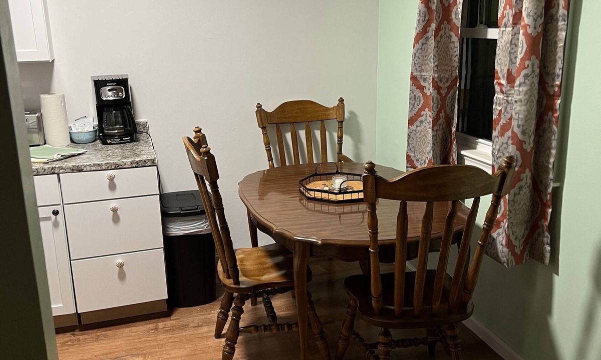 Willoughby Spit Apartment | Water Front 2 Bedroom Upstairs Apt. - Pet Friendly, WiF, Parking, Smart TV