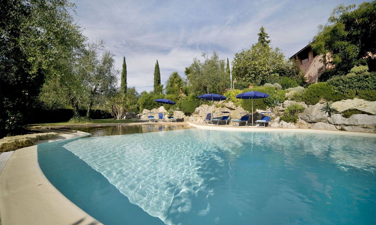 Montopoli in Val d'Arno Villa | Wonderful private villa for 9 people with WIFI, private pool, A/C, veranda and panoramic view