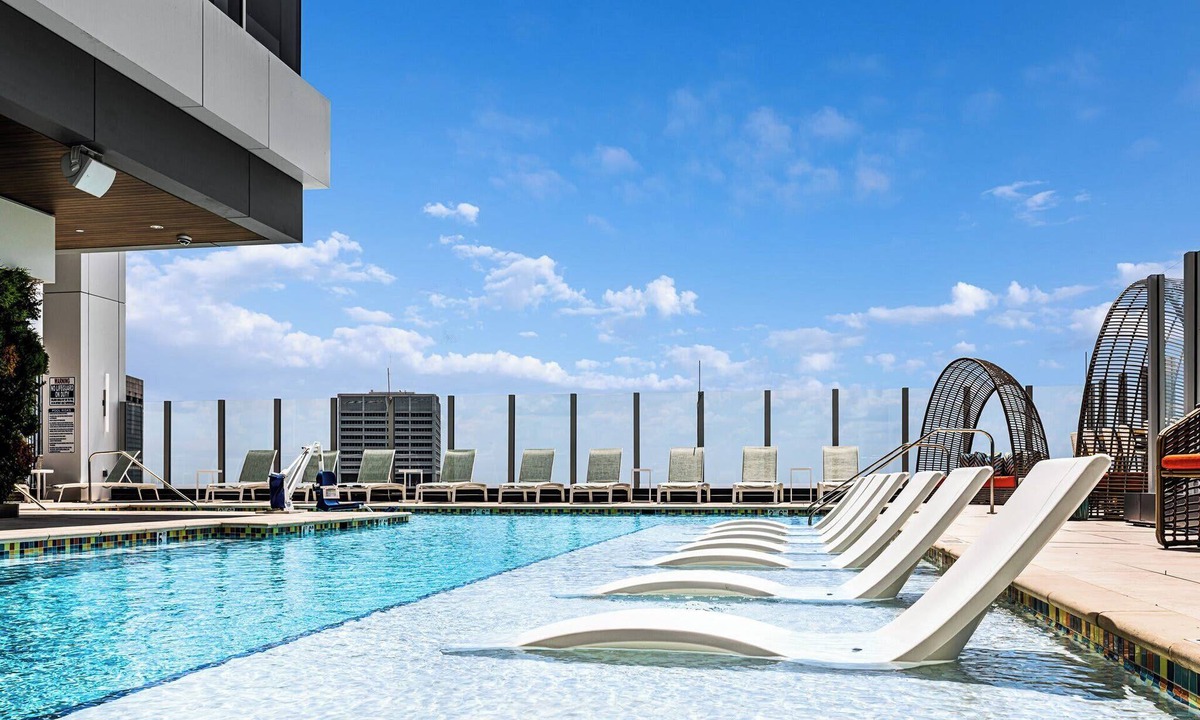 Downtown Atlanta Condo | Wyndham Atlanta Resort | Five 2BR/2BA Suites