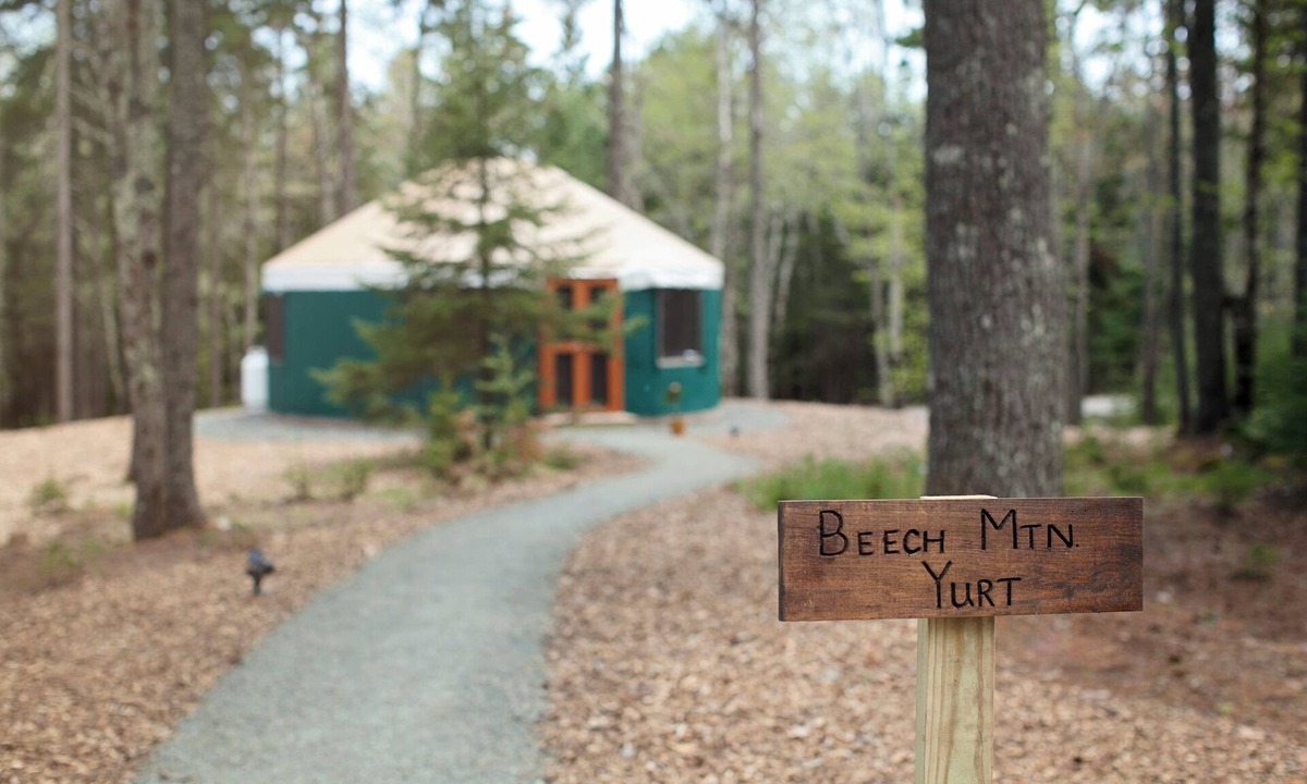 Southwest Harbor Cottage | Yurt Glamping on the Quiet-side of Acadia National Park!