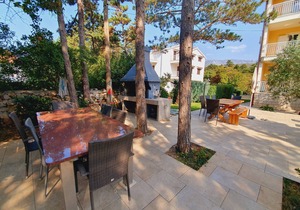 Apartments Villa Anne (81411-A6) - Jadranovo (Crikvenica)