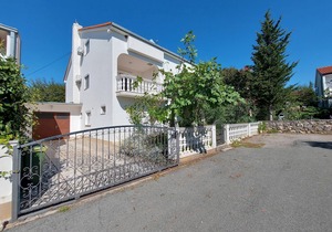 Apartments Franjo (80861-A4) - Jadranovo (Crikvenica)