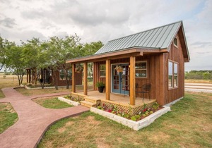 Country Tiny House - 10min to Silos at Magnolia (#3)