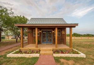 Country Tiny House - 10min to Silos at Magnolia (#6)