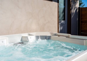 In Town Villas- Suite 6 |Private Hot Tub