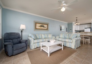 Spacious 3BD 2Bath Condo with Water View on Sunset Island