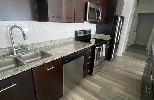 Grandview Heights Apartment | 1-Bedroom Luxury Unit with Pool Access