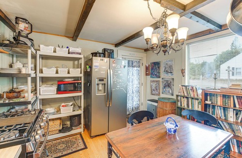Gouldsboro House | 14 Mi to Schoodic Point: Gouldsboro Artists Home