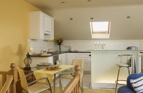 Skerries Apartment | 1bedroomed+lounge, kitchen and bathroom, sleeps max 3 people