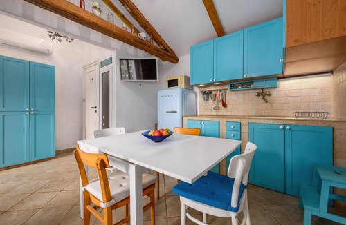 Vabriga House | 2 bedroom beach front home in Vabriga