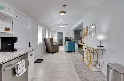 Pataskala Apartment | 21 Mi to Dtwn Columbus: Quiet Country Escape