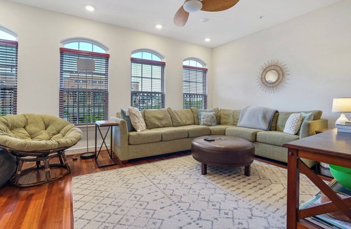 Villages of Five Points House | 3 bdrm town house in Five Points Village sleeps 8n