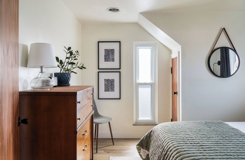 Grandview Heights House | 3 Bed Boutique Home: Near OSU, Short North, Crew Stadium, COSI, & Downtown