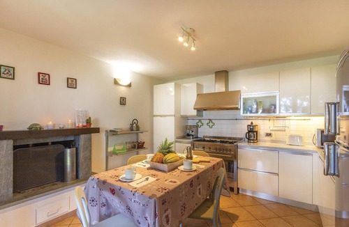 Massa House | 3 bedroom accommodation in Massa -MS-