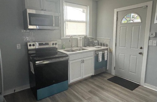 Columbus House | 3 BR home by German Village and Close to Downtown Columbus