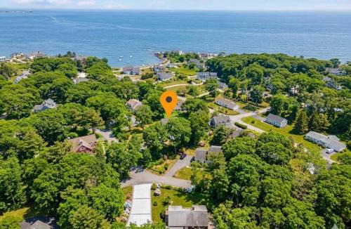 York Harbor House | 3 Mins to York Beach Large Deck Water View