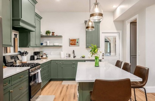 Victorian Village House | 3 Suites 5 Queens OSU ½ mi Parking for 4