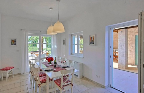 Butkovici House | 4 bedroom nice home in Butkovici
