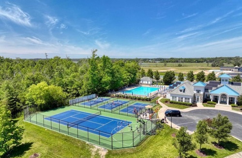 Sawgrass South House | 4BR/3.5BR in Rehoboth! Gameroom, Clubhouse, Pool, Pickleball minutes to beaches!