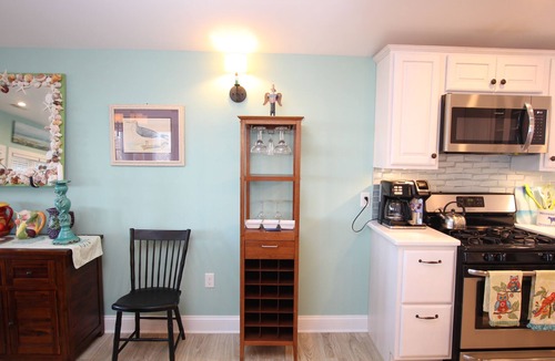 Broadkill Beach House | 604 S. Bayshore Dr. - A terrific PET FRIENDLY AND WATERFRONT nightly retreat in Broadkill Beach!