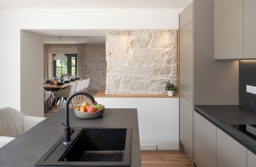 Vosteni Villa | 8 persons, pool, quiet location, large garden, ideal for families with children