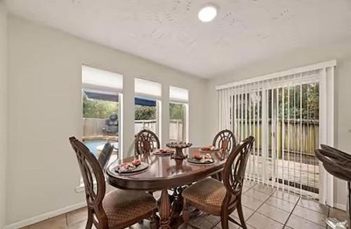Panther Creek House | 92 S Waxberry Rd, Spring, Texas 77381, USA