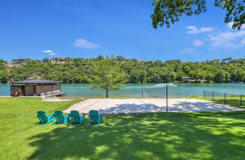Lower Basin Lake Travis House | Above Elite I Sand Volleyball | Lake Austin | PickleBall I Pool