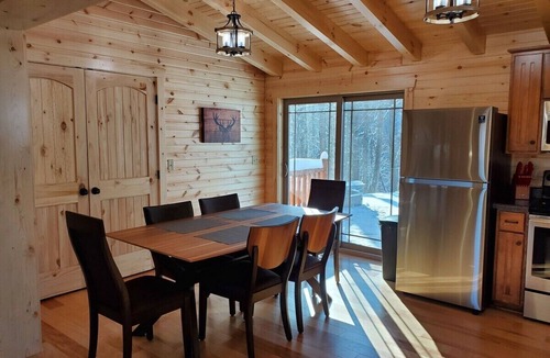 Rockbridge Cabin | Ace of Hearts. Secluded Hocking Hills cabin!
