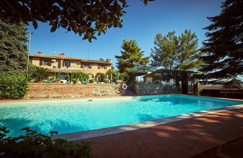 Castagno House | Agriturismo il poderaccio Lisa apartment in Siena