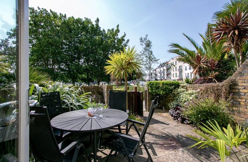 Malahide Apartment | An exceptional property, perfectly located - ideal for extended stays.