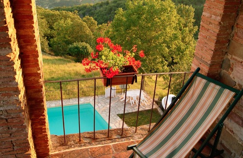 Villa Collemandina Villa | Ancient charming residence in the medieval village .