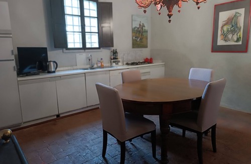 San Giovanni alla Vena Cottage | Ancient medieval cottage
