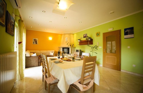 Omis Apartment | Apartment Ana