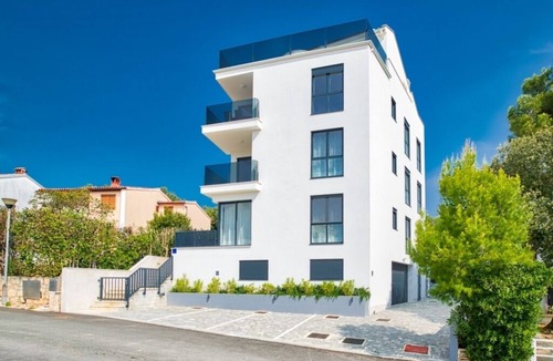 Borik Apartment | Apartment in Rovinj with Terrace, Air condition, WIFI, Dishwasher (4286-1)